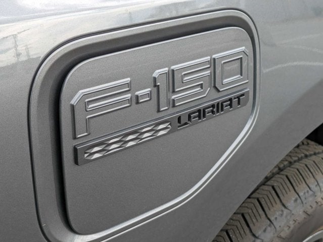 2023 Ford F-150 Lightning LARIAT